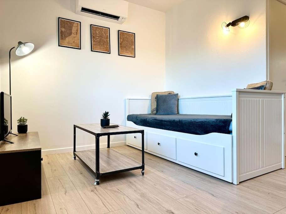 Le Clemenceau - Parking Prive - Fibre & Clim Apartment มง-เดอ-มาร์ซ็อง ภายนอก รูปภาพ