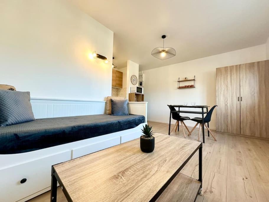 Le Clemenceau - Parking Prive - Fibre & Clim Apartment มง-เดอ-มาร์ซ็อง ภายนอก รูปภาพ