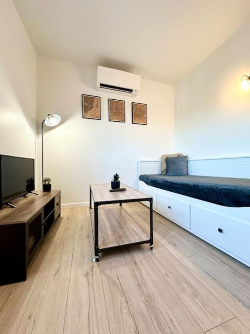 Le Clemenceau - Parking Prive - Fibre & Clim Apartment มง-เดอ-มาร์ซ็อง ภายนอก รูปภาพ